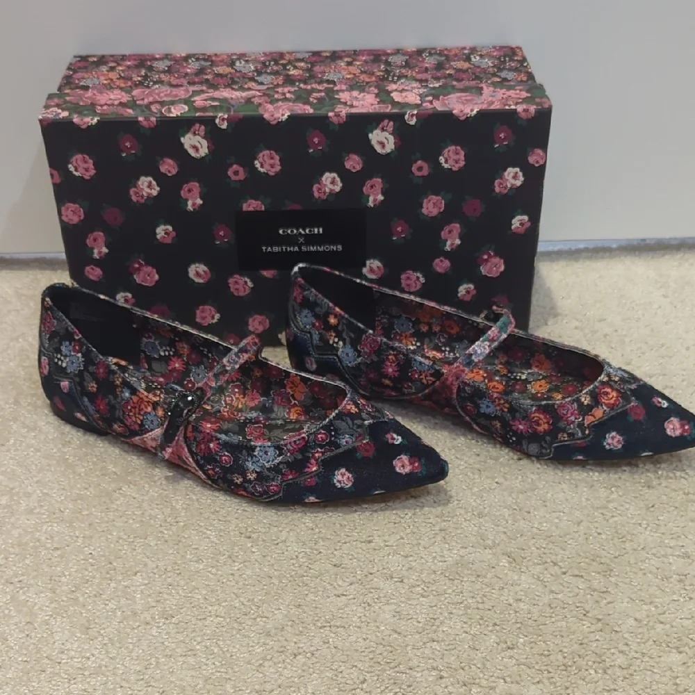Coach X Tabitha Simmons Multicolor Size 8 Floral Flats - Picture 2 of 13